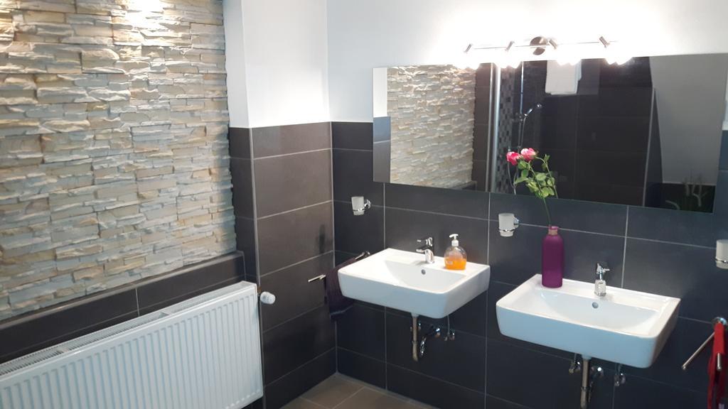 Hotel In Der Strassen Solingen Eksteriør billede