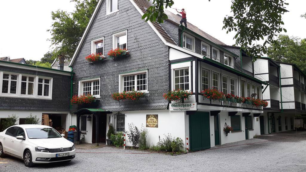 Hotel In Der Strassen Solingen Eksteriør billede