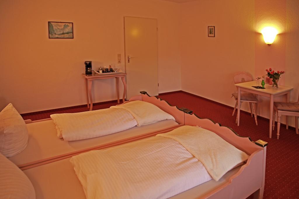 Hotel In Der Strassen Solingen Eksteriør billede